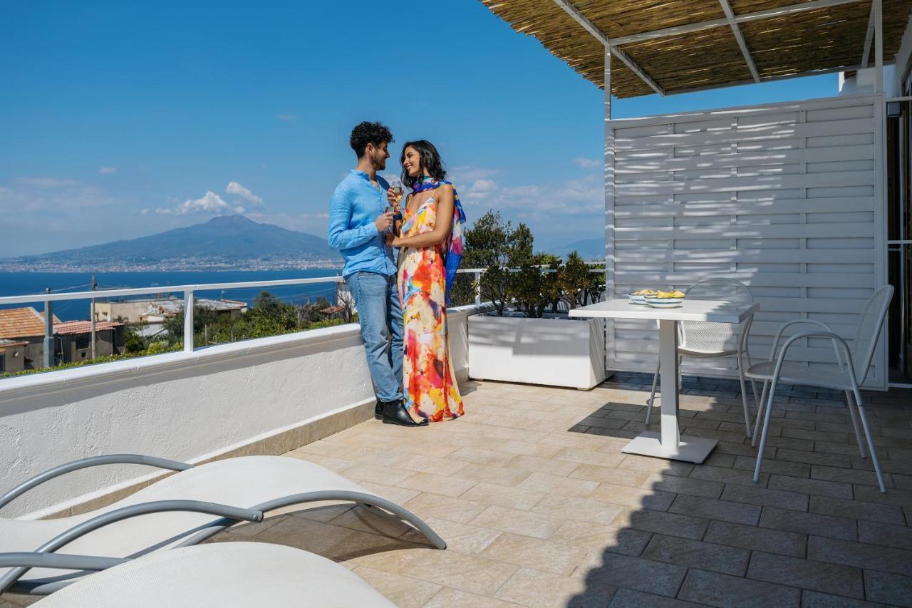 Villa Raf Vico Equense Eksteriør bilde