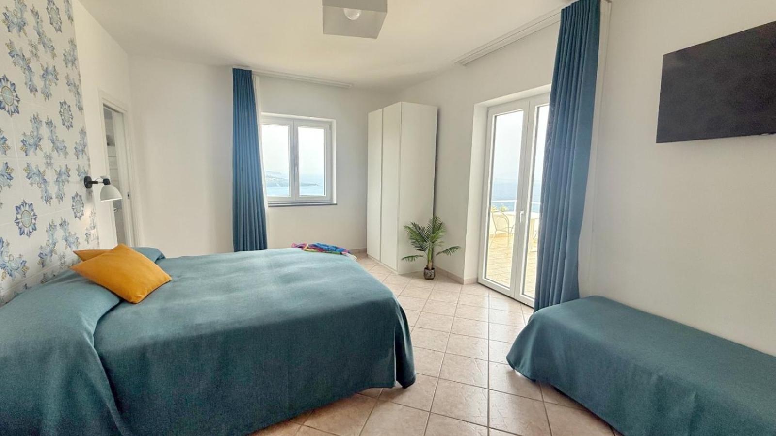 Villa Raf Vico Equense Eksteriør bilde